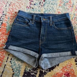 Levi’s blue Jean shorts size 27